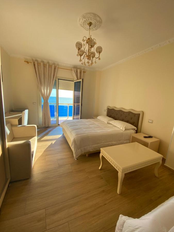Hotel 3 Vellezerit Durrës Exteriér fotografie