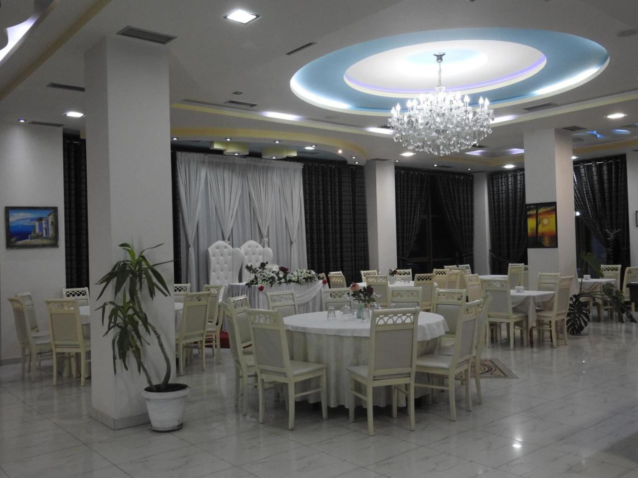 Hotel 3 Vellezerit Durrës Exteriér fotografie