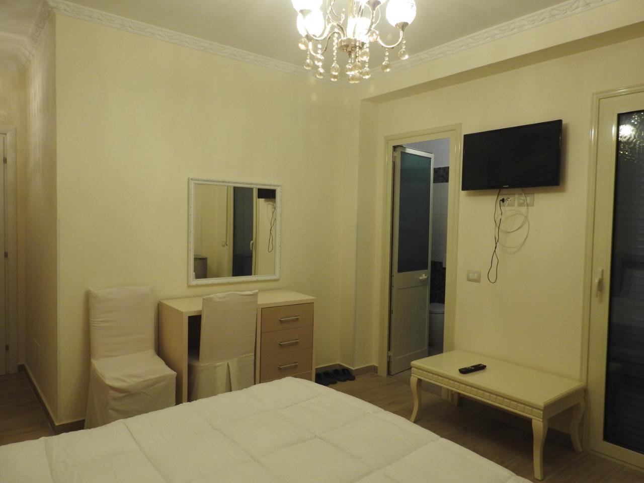 Hotel 3 Vellezerit Durrës Exteriér fotografie