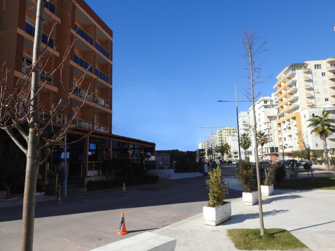 Hotel 3 Vellezerit Durrës Exteriér fotografie